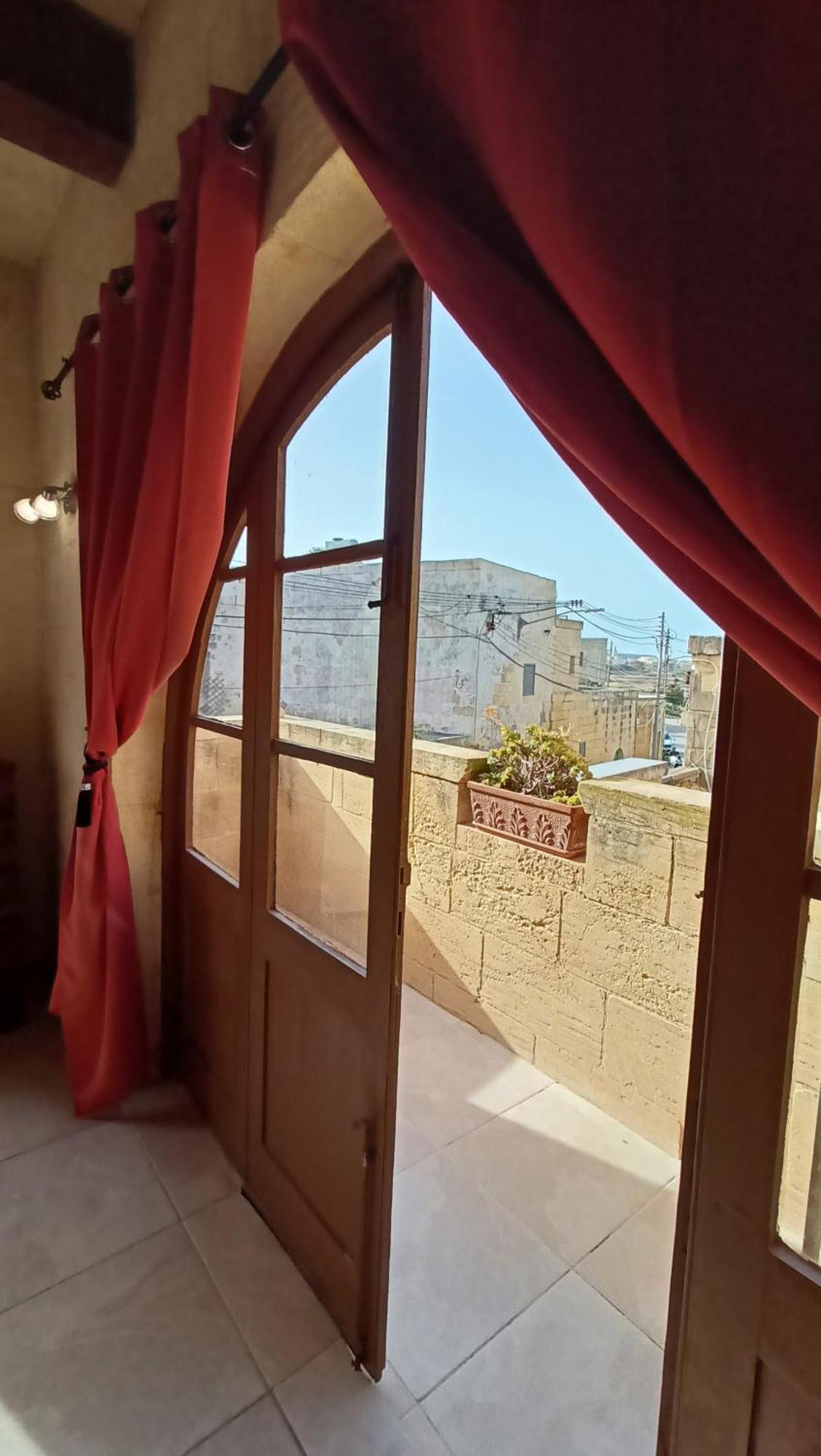 Arthome - Guest Rooms Għarb Zimmer foto